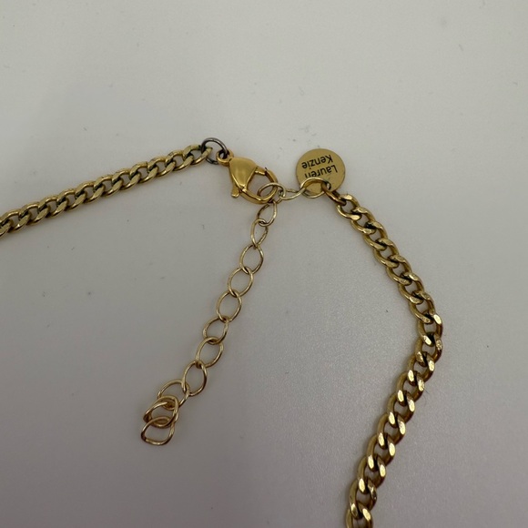 Diamond Heart Pill Necklace - Picture 3 of 4